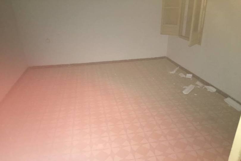 Elche,Alicante,España,6 Bedrooms Bedrooms,2 BathroomsBathrooms,Pisos,12038