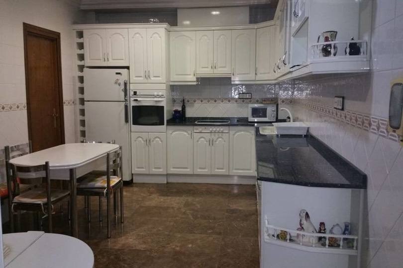 Elche,Alicante,España,4 Bedrooms Bedrooms,2 BathroomsBathrooms,Pisos,12040