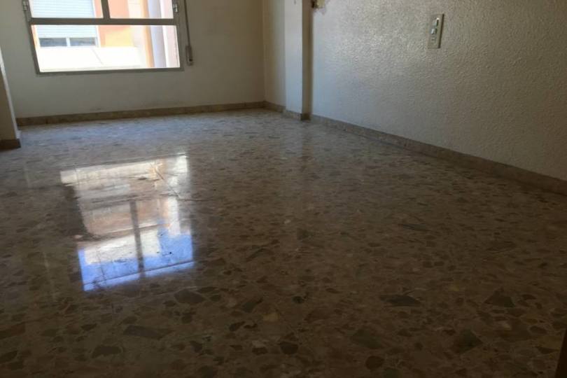Elche,Alicante,España,4 Bedrooms Bedrooms,2 BathroomsBathrooms,Pisos,12043