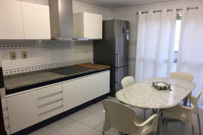 Elche,Alicante,España,4 Bedrooms Bedrooms,2 BathroomsBathrooms,Pisos,12059