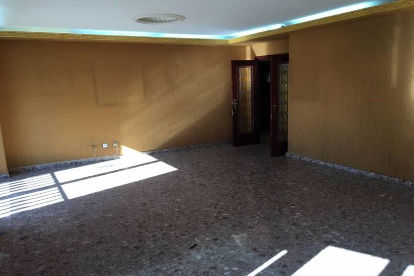 Elche,Alicante,España,4 Bedrooms Bedrooms,2 BathroomsBathrooms,Pisos,12062
