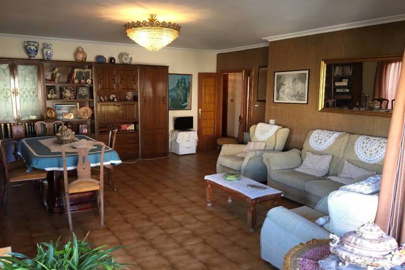 Elche,Alicante,España,4 Bedrooms Bedrooms,2 BathroomsBathrooms,Pisos,12063