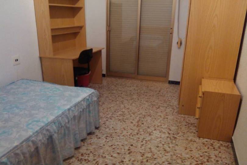 Elche,Alicante,España,4 Bedrooms Bedrooms,1 BañoBathrooms,Pisos,12079