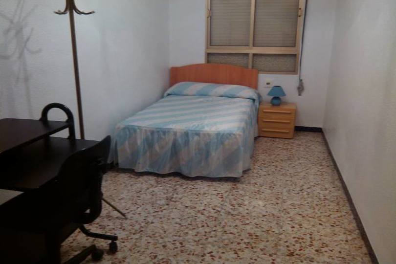 Elche,Alicante,España,4 Bedrooms Bedrooms,1 BañoBathrooms,Pisos,12079
