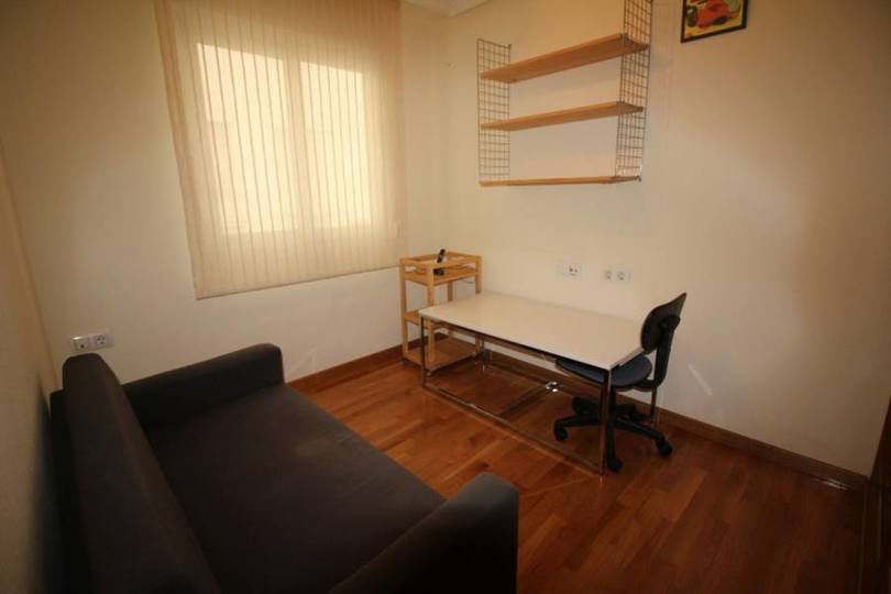 Torrevieja,Alicante,España,4 Bedrooms Bedrooms,2 BathroomsBathrooms,Pisos,12093