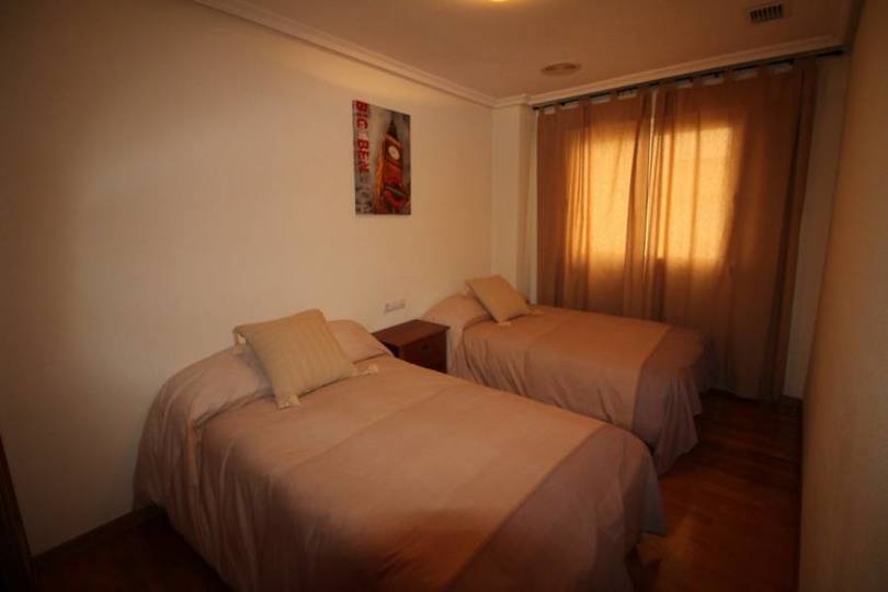 Torrevieja,Alicante,España,4 Bedrooms Bedrooms,2 BathroomsBathrooms,Pisos,12093