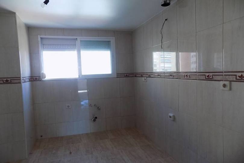 Benidorm,Alicante,España,3 Bedrooms Bedrooms,2 BathroomsBathrooms,Pisos,12120