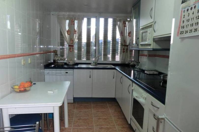 Benidorm,Alicante,España,3 Bedrooms Bedrooms,2 BathroomsBathrooms,Pisos,12145