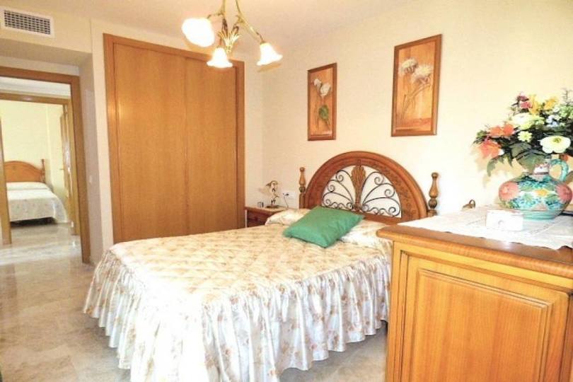 Alicante,Alicante,España,3 Bedrooms Bedrooms,2 BathroomsBathrooms,Pisos,12150