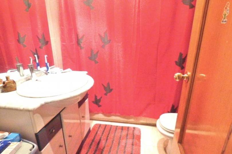 Alicante,Alicante,España,3 Bedrooms Bedrooms,2 BathroomsBathrooms,Pisos,12157