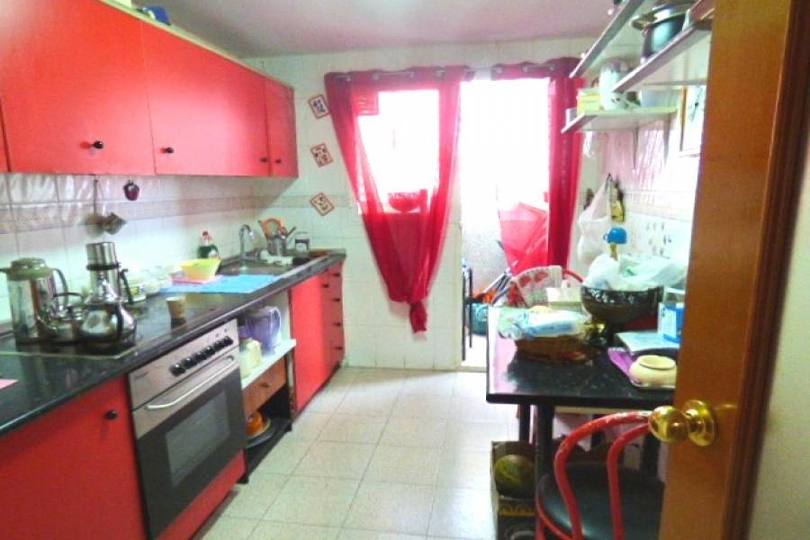 Alicante,Alicante,España,3 Bedrooms Bedrooms,2 BathroomsBathrooms,Pisos,12157