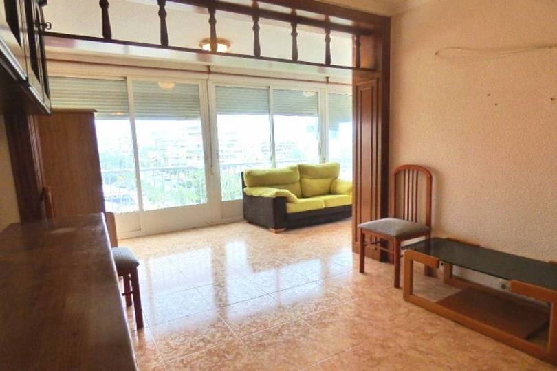 Alicante,Alicante,España,3 Bedrooms Bedrooms,1 BañoBathrooms,Pisos,12158