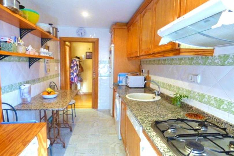 Alicante,Alicante,España,2 Bedrooms Bedrooms,1 BañoBathrooms,Pisos,12159