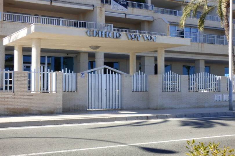 Alicante,Alicante,España,3 Bedrooms Bedrooms,2 BathroomsBathrooms,Pisos,12163