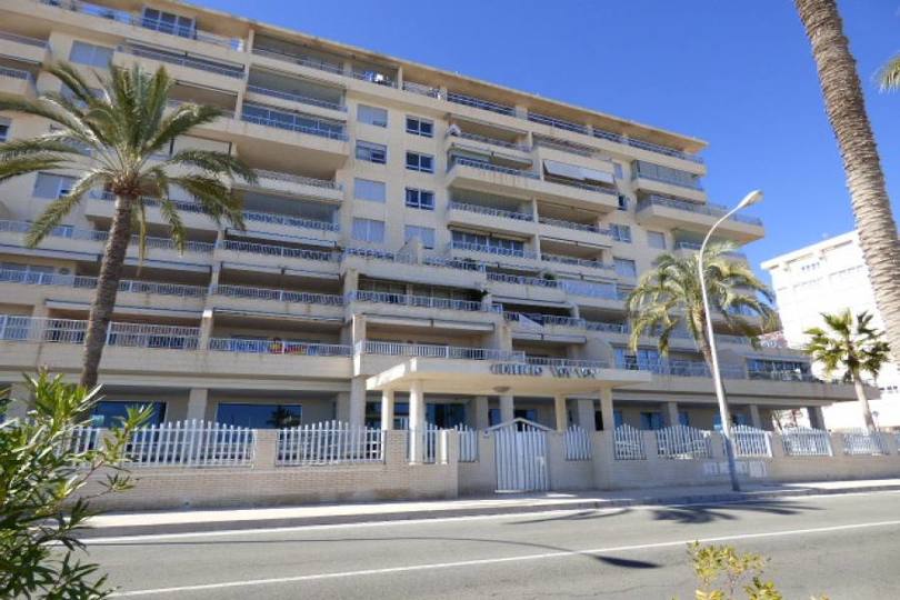 Alicante,Alicante,España,3 Bedrooms Bedrooms,2 BathroomsBathrooms,Pisos,12163