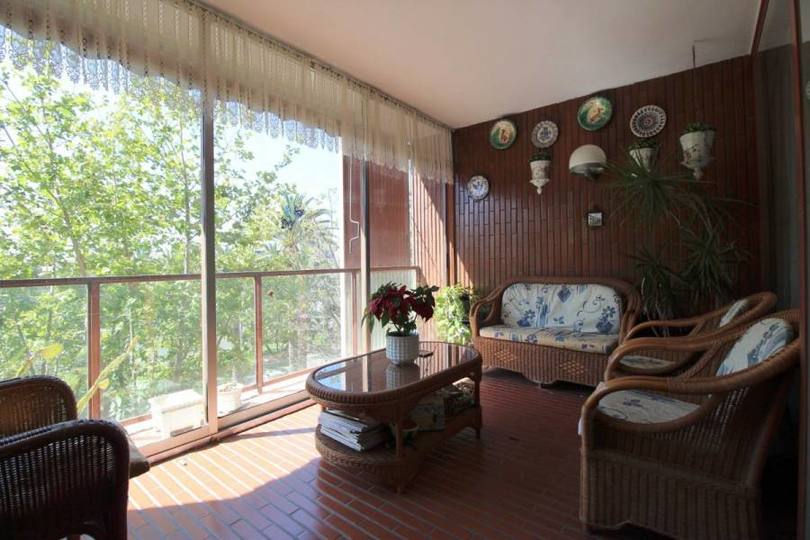 Alicante,Alicante,España,5 Bedrooms Bedrooms,3 BathroomsBathrooms,Pisos,12171