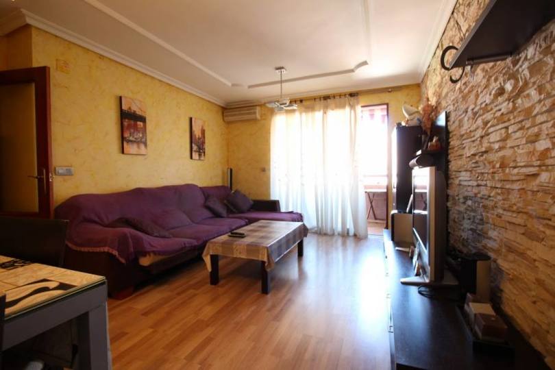Alicante,Alicante,España,3 Bedrooms Bedrooms,2 BathroomsBathrooms,Pisos,12172
