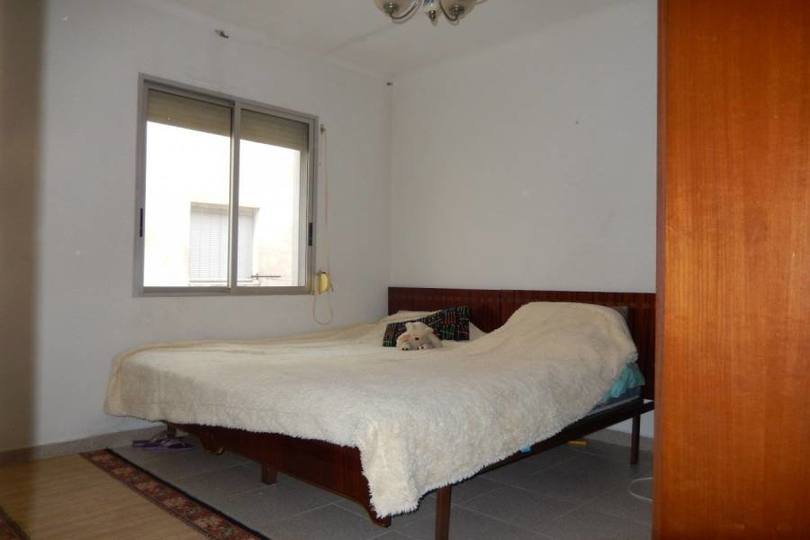 Alicante,Alicante,España,2 Bedrooms Bedrooms,1 BañoBathrooms,Pisos,12178