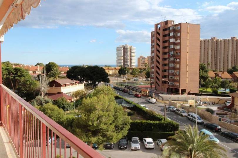 Alicante,Alicante,España,2 Bedrooms Bedrooms,1 BañoBathrooms,Pisos,12183