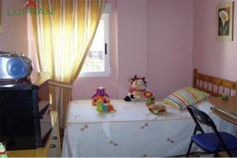 Alicante,Alicante,España,2 Bedrooms Bedrooms,1 BañoBathrooms,Pisos,12186
