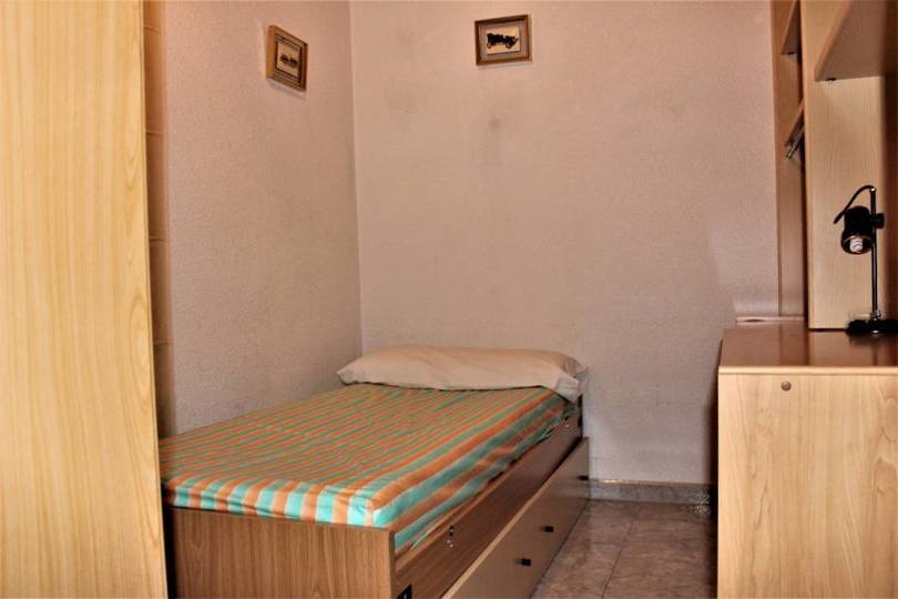 Alicante,Alicante,España,4 Bedrooms Bedrooms,2 BathroomsBathrooms,Pisos,12189