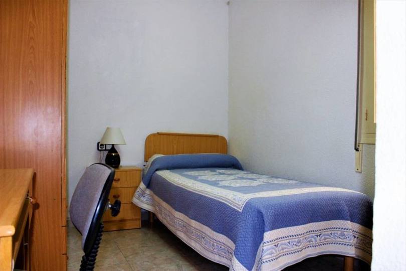 Alicante,Alicante,España,4 Bedrooms Bedrooms,2 BathroomsBathrooms,Pisos,12189