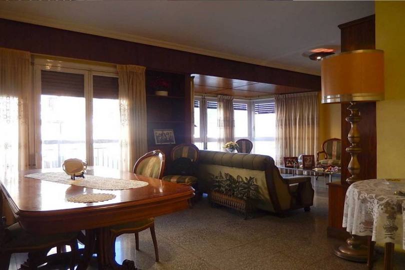 Alicante,Alicante,España,3 Bedrooms Bedrooms,2 BathroomsBathrooms,Pisos,12191