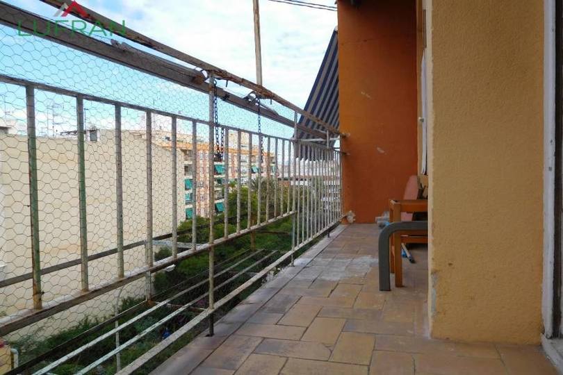 Alicante,Alicante,España,3 Bedrooms Bedrooms,1 BañoBathrooms,Pisos,12192