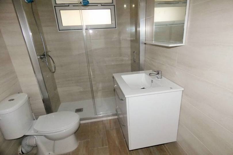 el Campello,Alicante,España,4 Bedrooms Bedrooms,1 BañoBathrooms,Pisos,12213