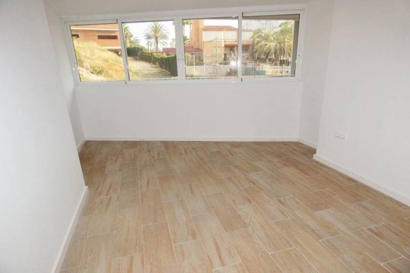 el Campello,Alicante,España,4 Bedrooms Bedrooms,1 BañoBathrooms,Pisos,12213
