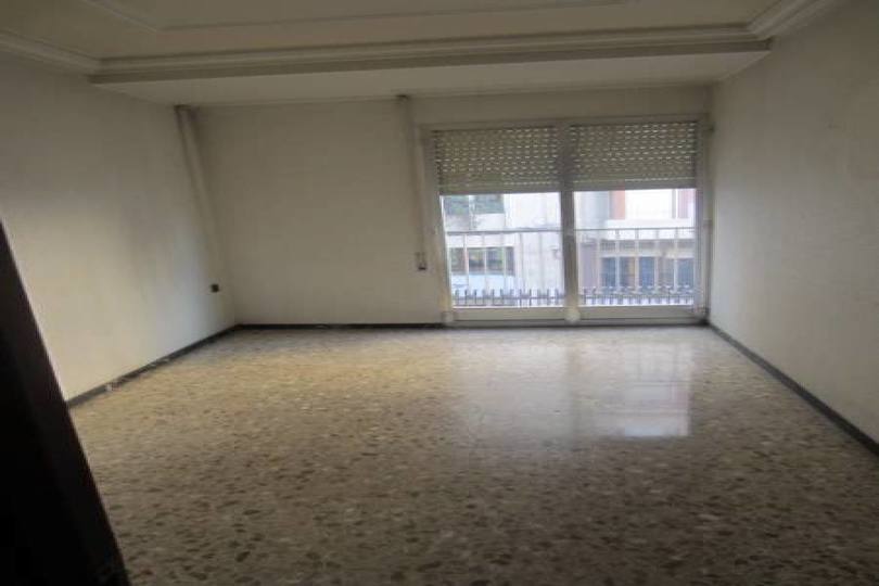 Elche,Alicante,España,5 Bedrooms Bedrooms,2 BathroomsBathrooms,Pisos,12290