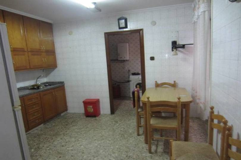 Elche,Alicante,España,5 Bedrooms Bedrooms,2 BathroomsBathrooms,Pisos,12290
