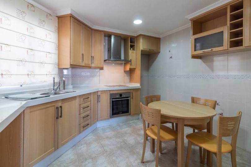 Elche,Alicante,España,4 Bedrooms Bedrooms,2 BathroomsBathrooms,Pisos,12297