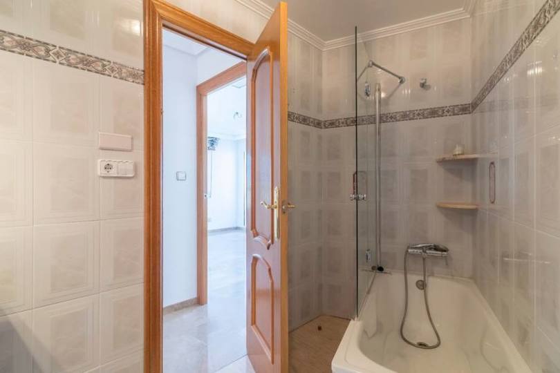 Elche,Alicante,España,4 Bedrooms Bedrooms,2 BathroomsBathrooms,Pisos,12297