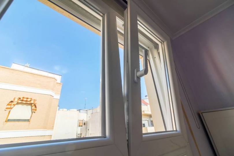 Elche,Alicante,España,3 Bedrooms Bedrooms,1 BañoBathrooms,Pisos,12316