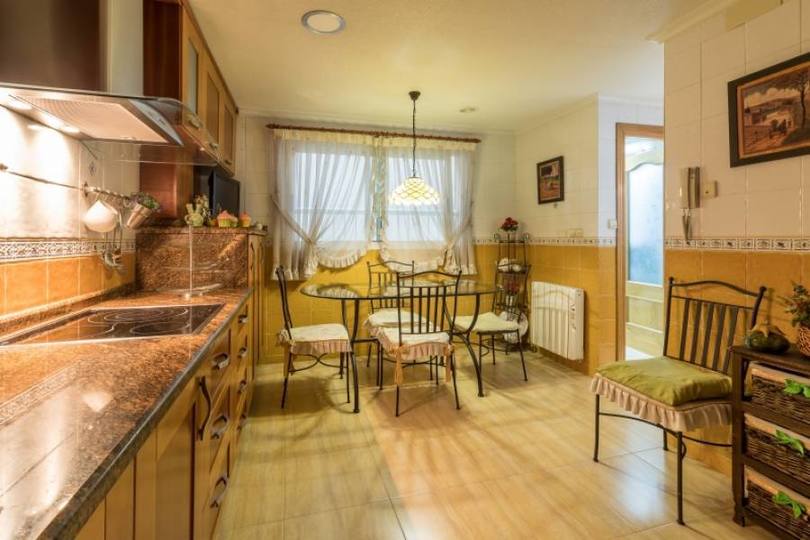 Elche,Alicante,España,3 Bedrooms Bedrooms,2 BathroomsBathrooms,Pisos,12323