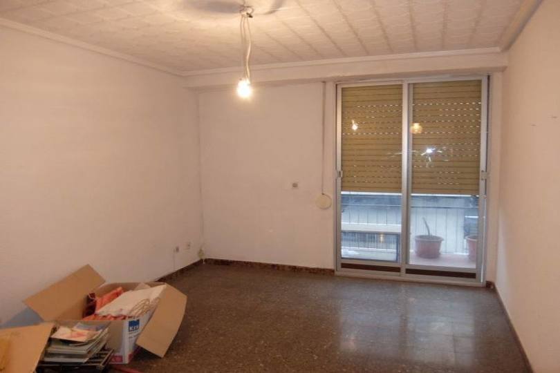 Elche,Alicante,España,3 Bedrooms Bedrooms,1 BañoBathrooms,Pisos,12326