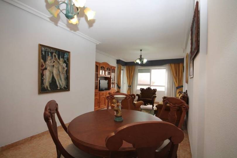 Torrevieja,Alicante,España,3 Bedrooms Bedrooms,2 BathroomsBathrooms,Pisos,12377