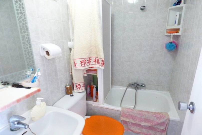 Torrevieja,Alicante,España,1 BañoBathrooms,Pisos,12392