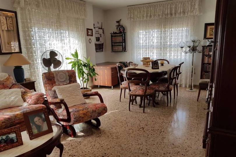 Villena,Alicante,España,4 Bedrooms Bedrooms,2 BathroomsBathrooms,Pisos,12429