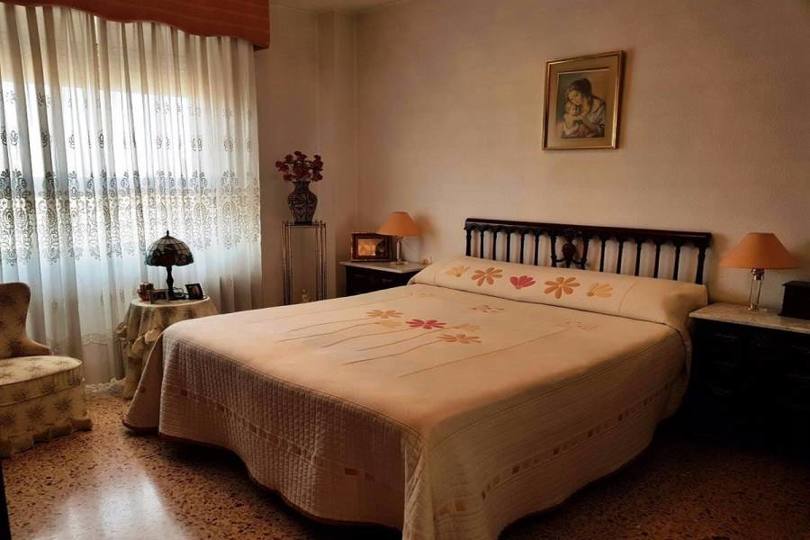 Villena,Alicante,España,4 Bedrooms Bedrooms,2 BathroomsBathrooms,Pisos,12429