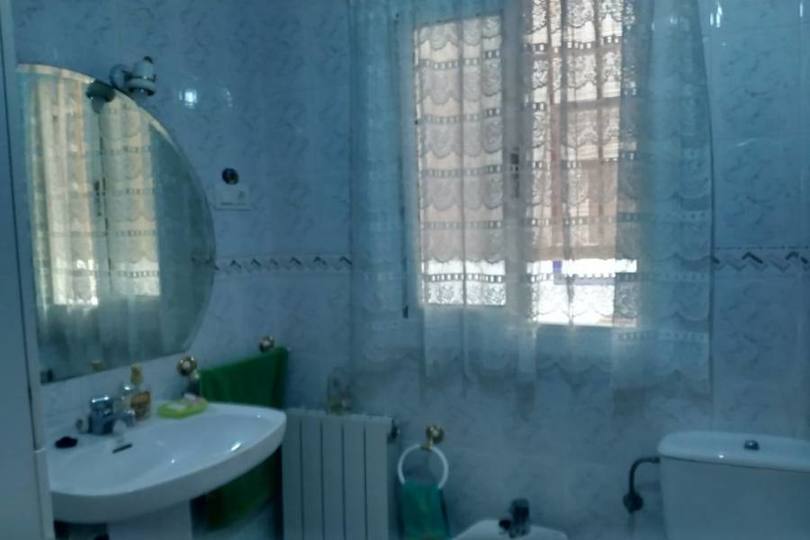 Villena,Alicante,España,4 Bedrooms Bedrooms,2 BathroomsBathrooms,Pisos,12435