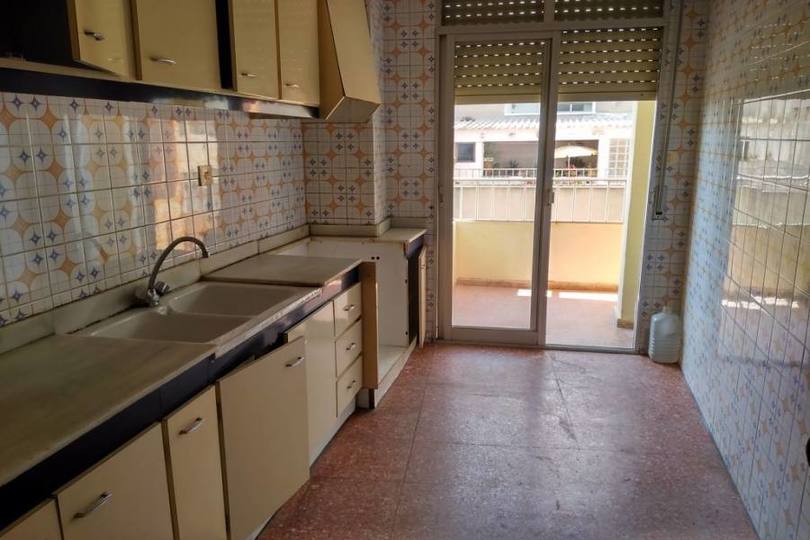 Villena,Alicante,España,4 Bedrooms Bedrooms,1 BañoBathrooms,Pisos,12437