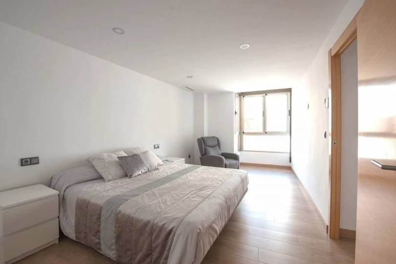 Santa Pola,Alicante,España,3 Bedrooms Bedrooms,2 BathroomsBathrooms,Pisos,12476