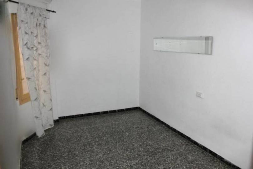 Elche,Alicante,España,4 Bedrooms Bedrooms,1 BañoBathrooms,Pisos,12482