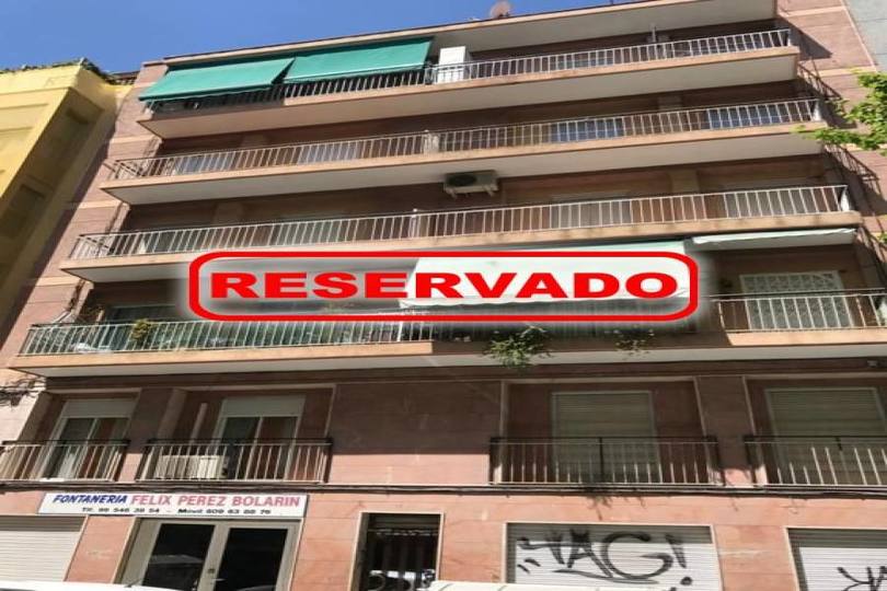 Elche,Alicante,España,4 Bedrooms Bedrooms,1 BañoBathrooms,Pisos,12482