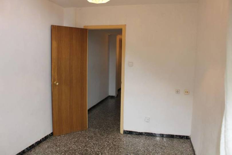 Elche,Alicante,España,4 Bedrooms Bedrooms,1 BañoBathrooms,Pisos,12482