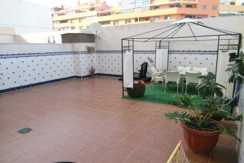Alicante,Alicante,España,3 Bedrooms Bedrooms,2 BathroomsBathrooms,Pisos,12488