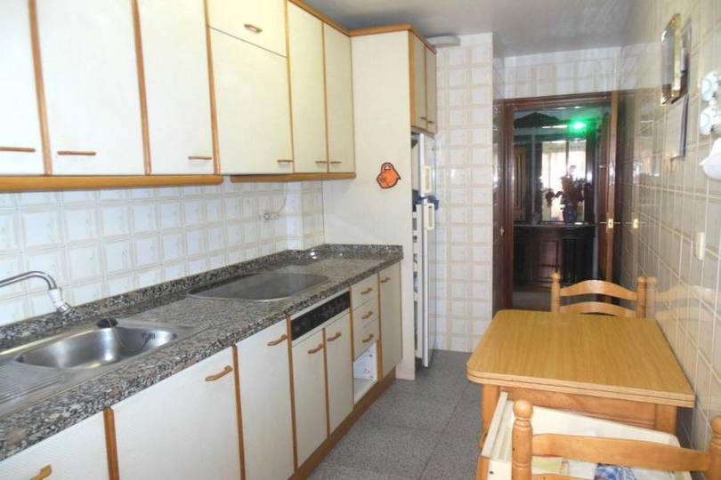 Alicante,Alicante,España,4 Bedrooms Bedrooms,2 BathroomsBathrooms,Pisos,12494