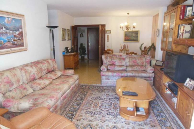 Alicante,Alicante,España,4 Bedrooms Bedrooms,2 BathroomsBathrooms,Pisos,12494